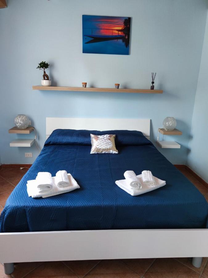 צ'פאלו Villa Martino Apartments חדר תמונה